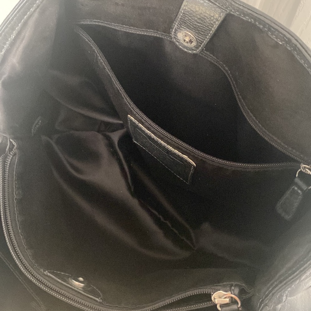 Top handle black leather COACH bag with divided interior pockets - Picture 3 of 7